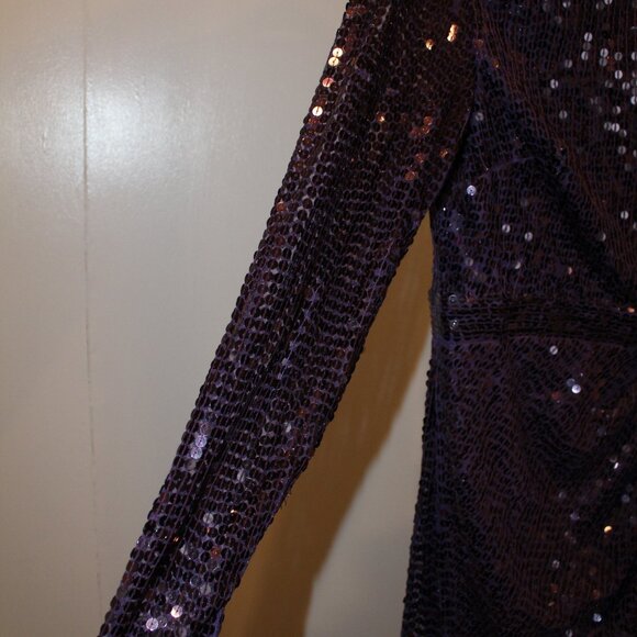 NEW MAC DUGGAL SEQUINED HIGH NECK LONG SLEEVED DRAPE GOWN PURPLE SZ 8 10824 - Picture 6 of 10